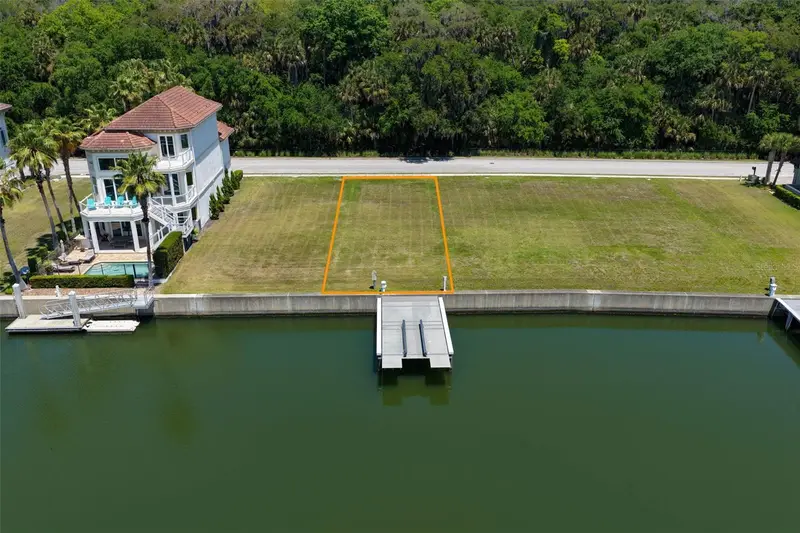 216 Harbor Village Pt N, FL