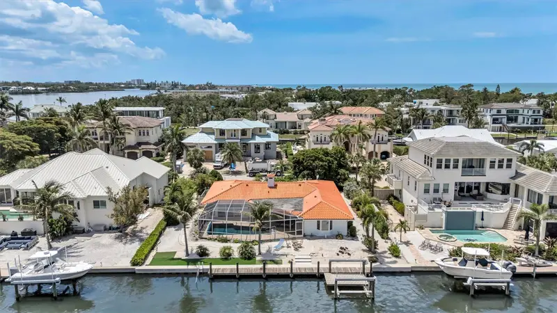 617 Rountree Dr, FL