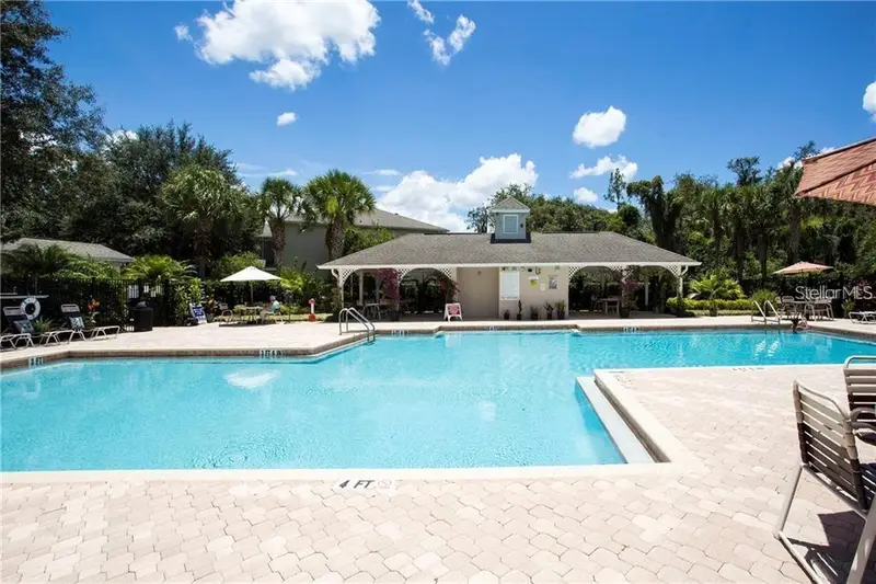 15816 Fishhawk View Dr, FL