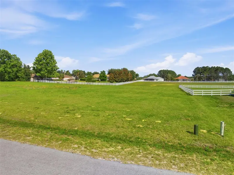 147 N Spend A Buck Dr, FL