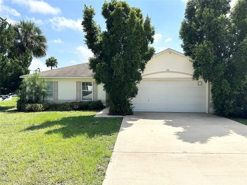 36 Port Royal Dr, FL