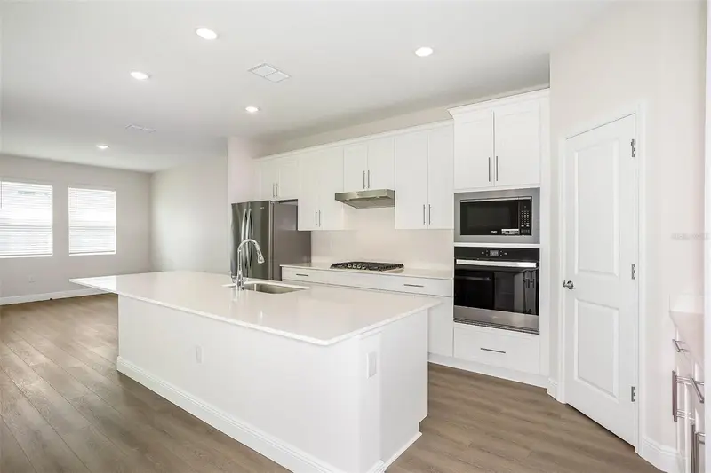 33577 Twilight Sea Pl, FL