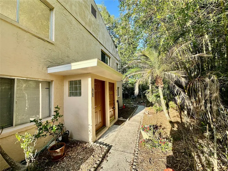 630 Pavare Ct #630, FL