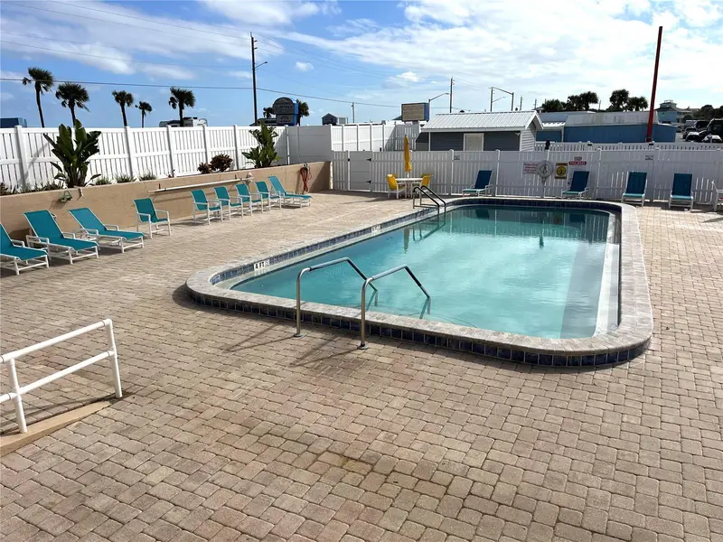 169 Lookout Dr, FL