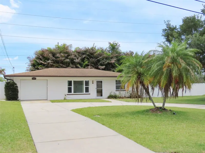 2277 S Lagoon Cir, FL
