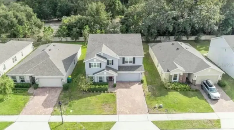535 Darshire Ave, FL