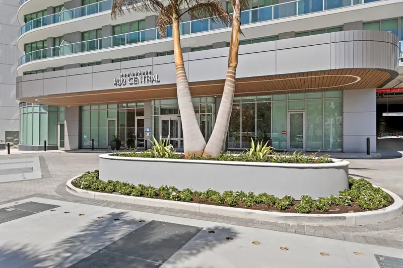 400 Central Ave #1704, FL
