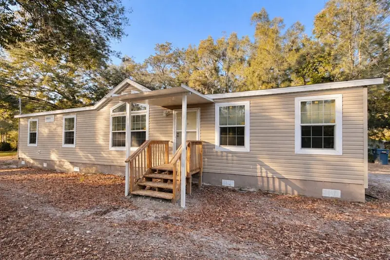 16744 Race Track Rd, FL