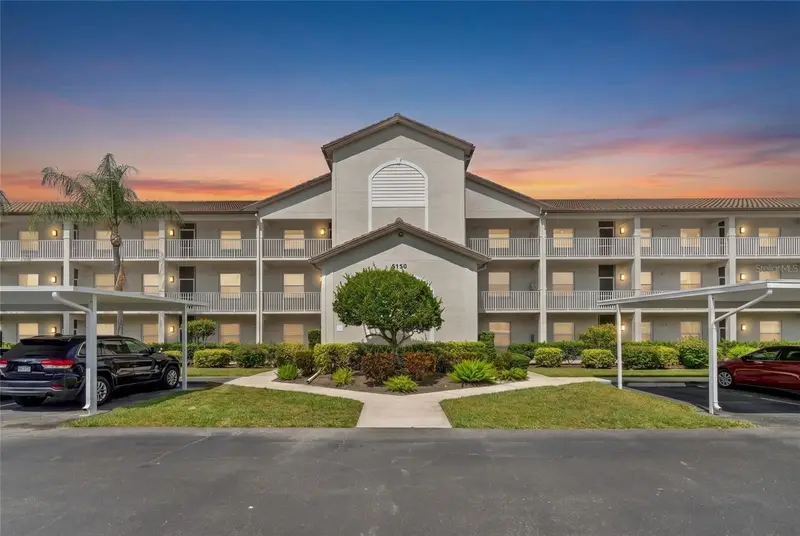 8750 Olde Hickory Ave #9308, FL