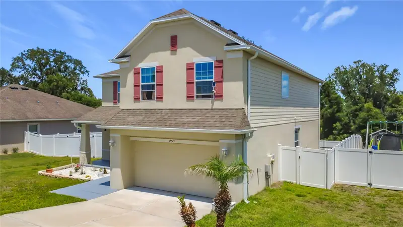15523 Gemini Dr, FL