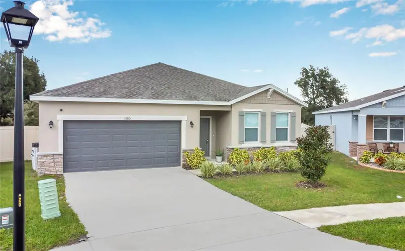 1580 Blue Lagoon Cir, FL