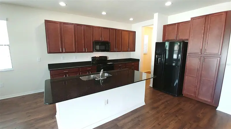 7013 Island Queen Ct, FL