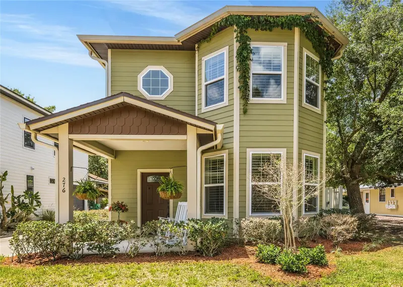 276 W Bay Ave, FL