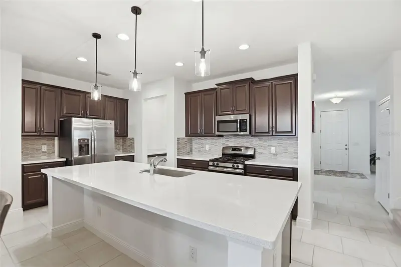 1433 Shira Rd, FL