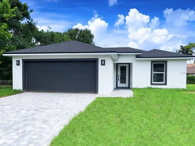 57 Pine Cir, FL