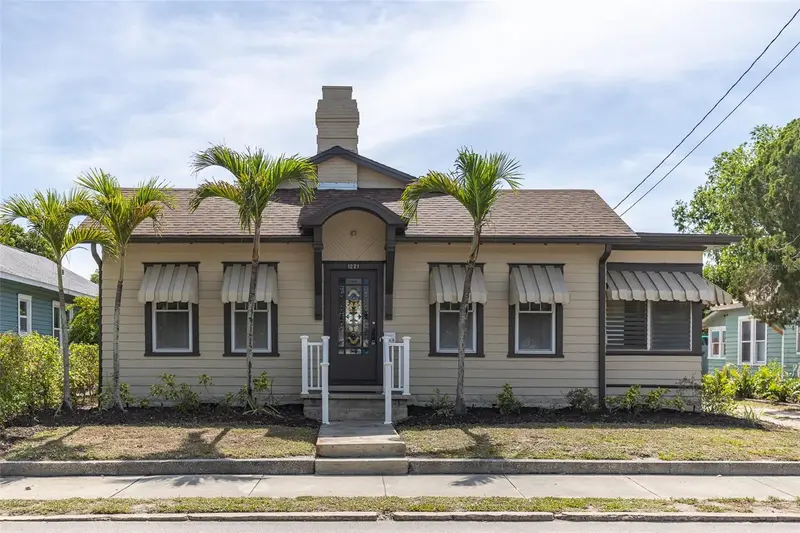 1221 18th St W, FL