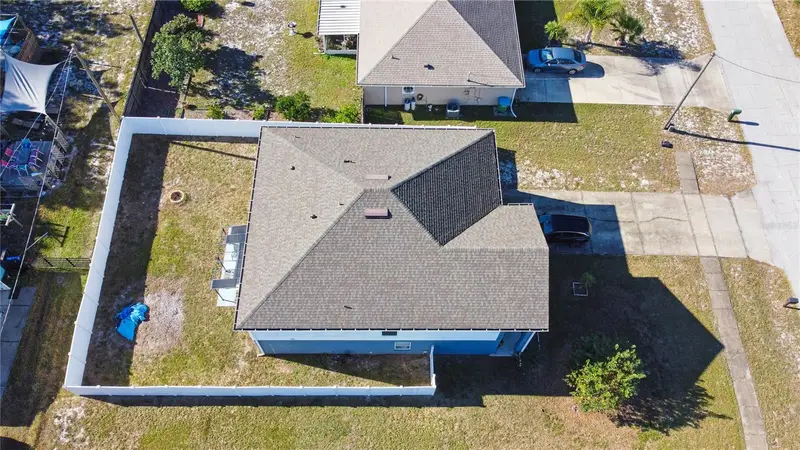 541 Blackstone Ave, FL