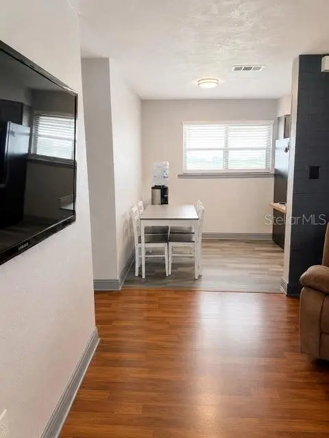 1806 John Rd, FL