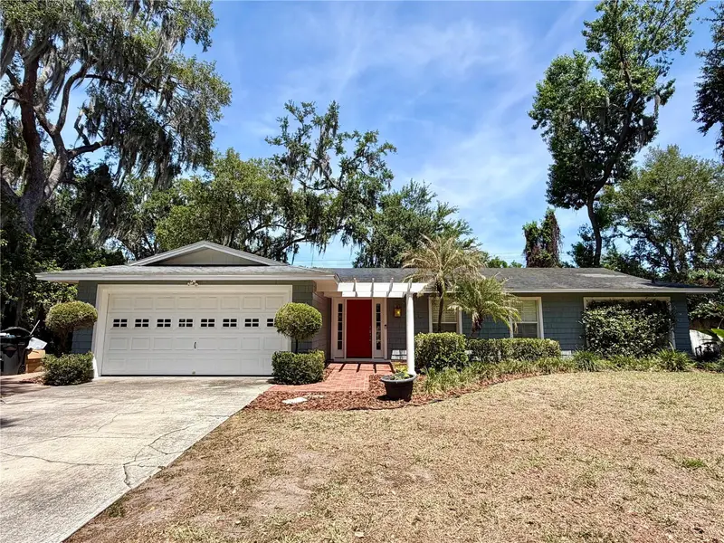 6322 Oak Sq E, FL