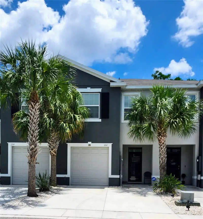 3247 Pleasant Willow Ct, FL