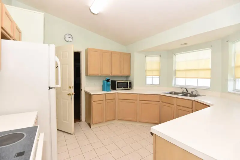 57 Foxhall Ln, FL