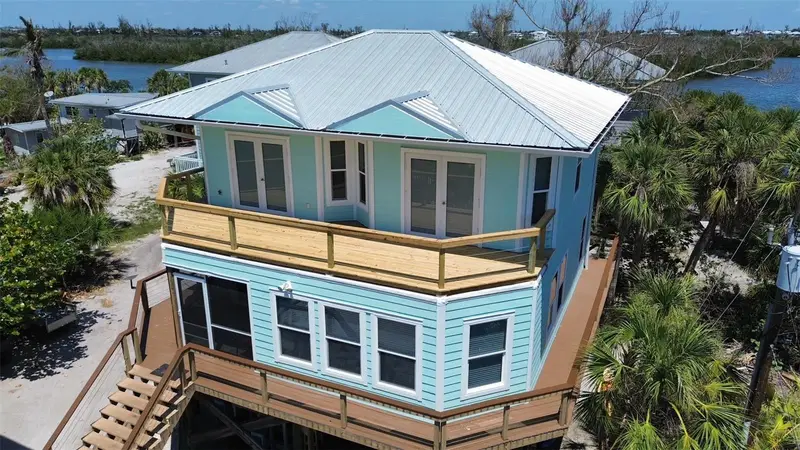 8152 Little Gasparilla Is, FL