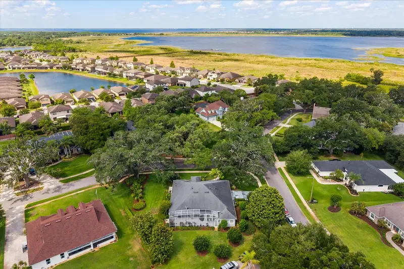 5222 Hammock Pointe Ct, FL