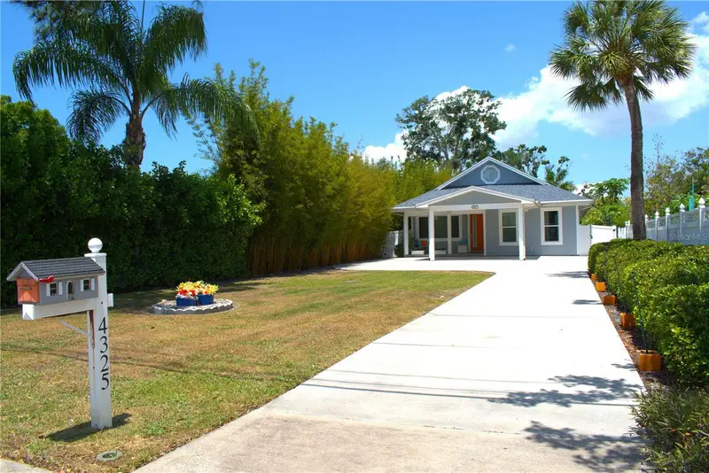 4325 78th Ave N, FL