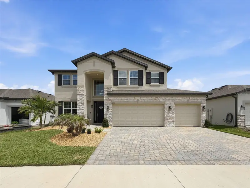 33163 Sycamore Leaf Dr, FL