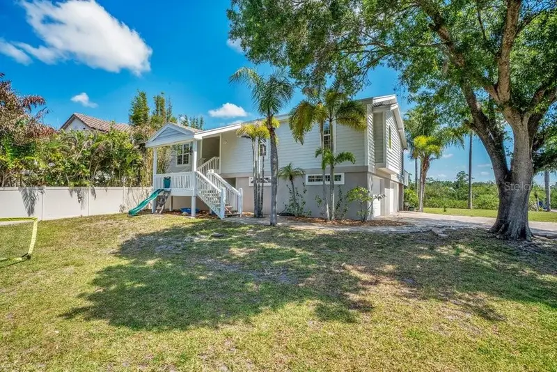 3858 Shore Blvd, FL