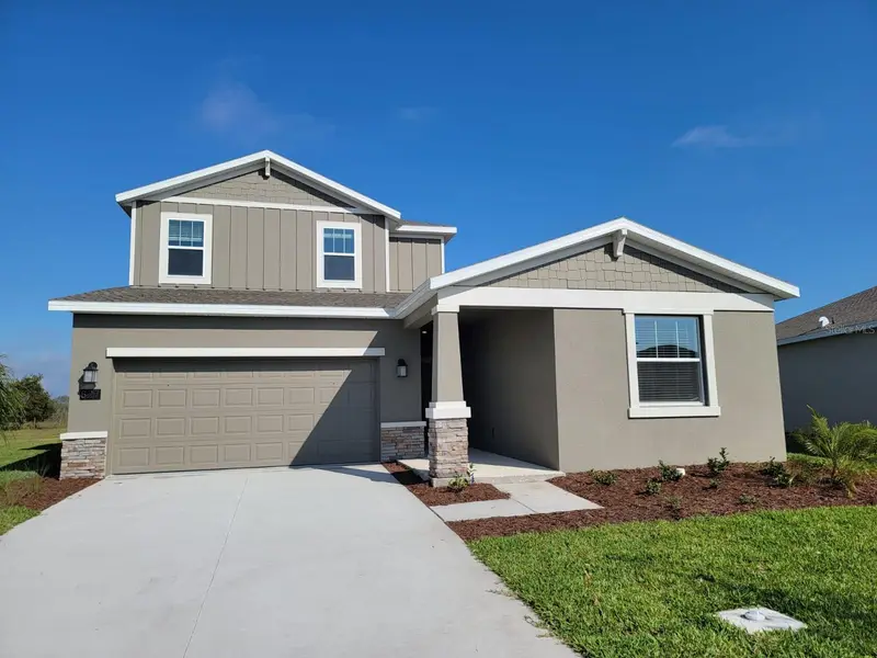 827 Hitch Loop, FL