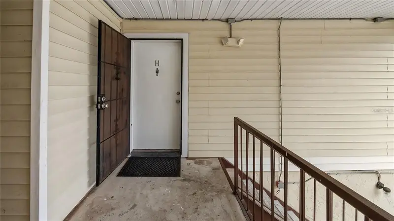 314 Cherokee Ct #H, FL