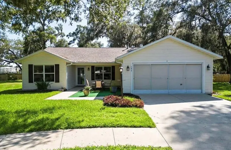 104 Cherry Blossom Ln, FL
