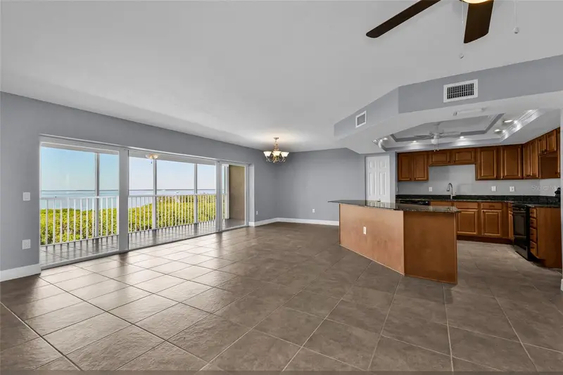 101 N Marion Ct #213, FL