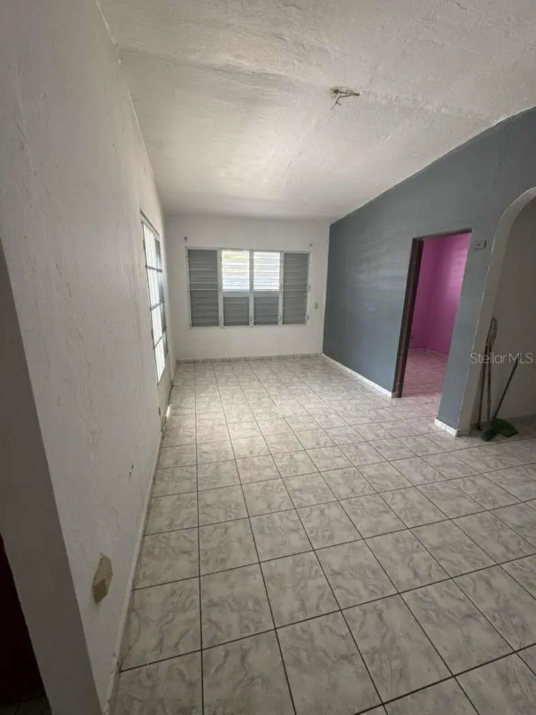 7038 Avenida José De JesúS Esteves, PR