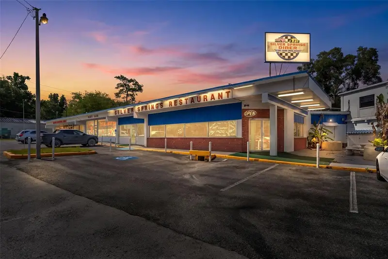 5300 E Silver Springs Blvd #B, FL
