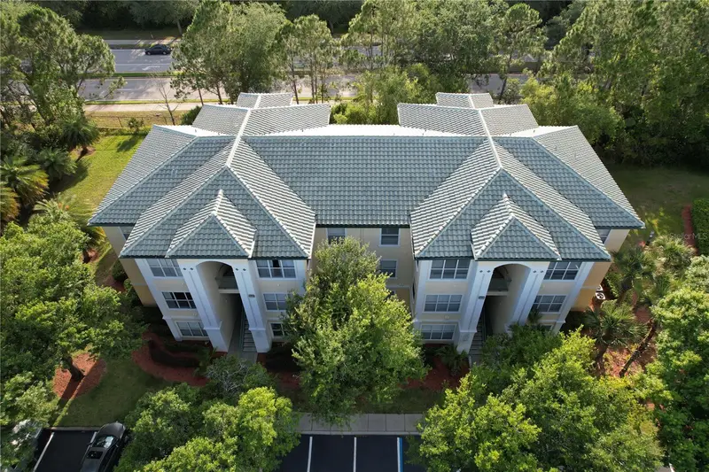 8927 Legacy Ct #302, FL