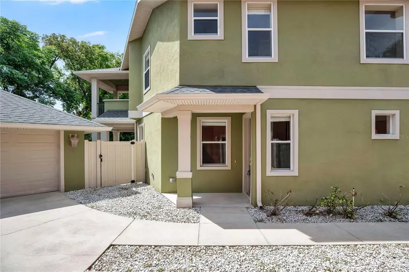 2403 S Shine Ave #B, FL