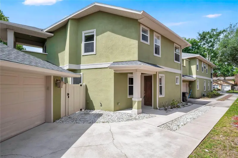 2403 S Shine Ave #B, FL