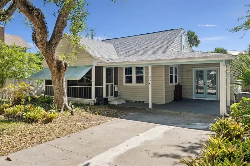 109 N Peninsula Ave, FL