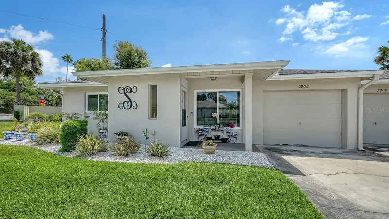 2902 Captiva Gardens Dr #3, FL