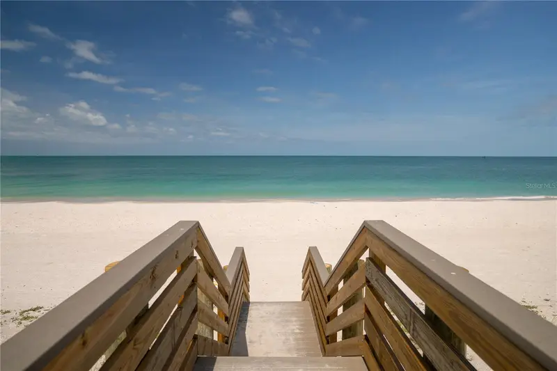 403 Gulf Way #601, FL