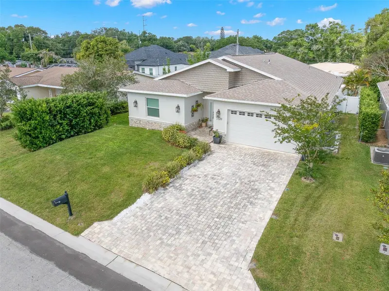 1720 Verde Dr, FL