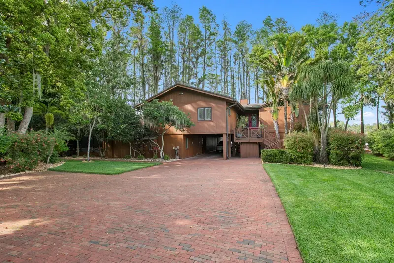 8817 Roberts Rd, FL