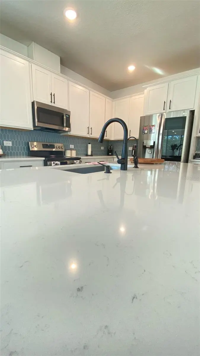 4128 Southern Vista Loop, FL