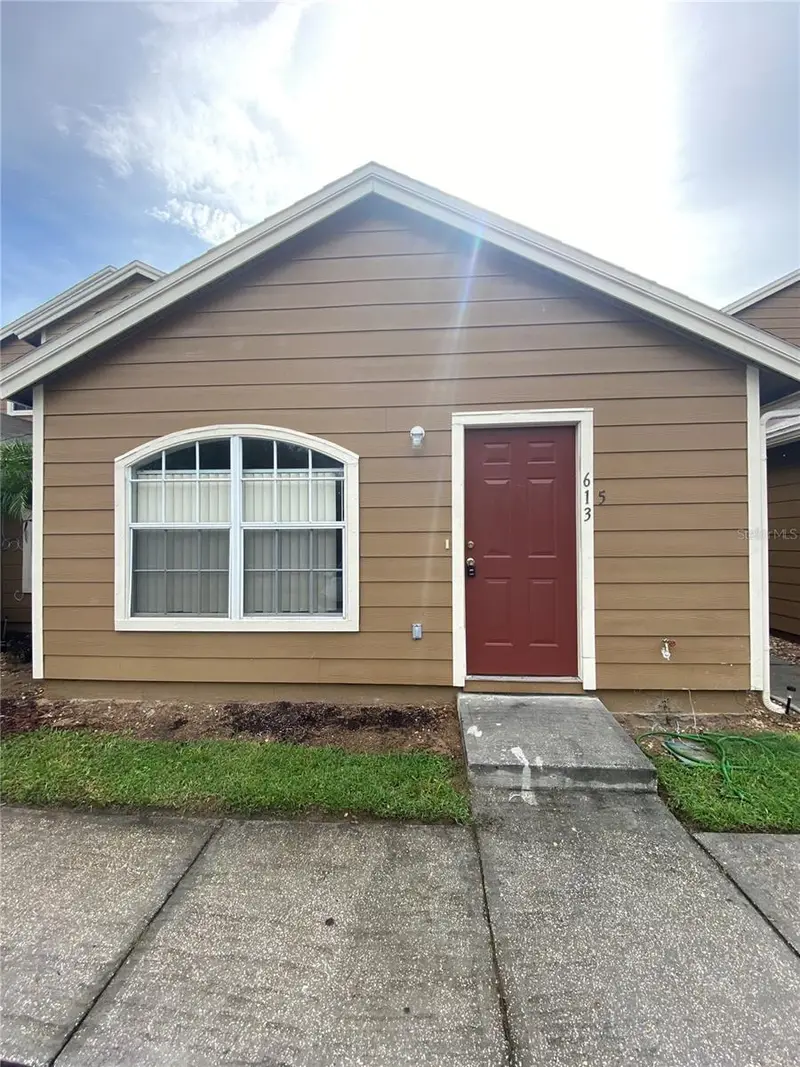 613 Coconut Palm Way #613, FL