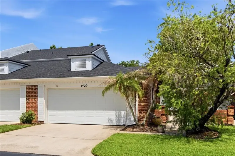 1429 S Chickasaw Trl #7, FL