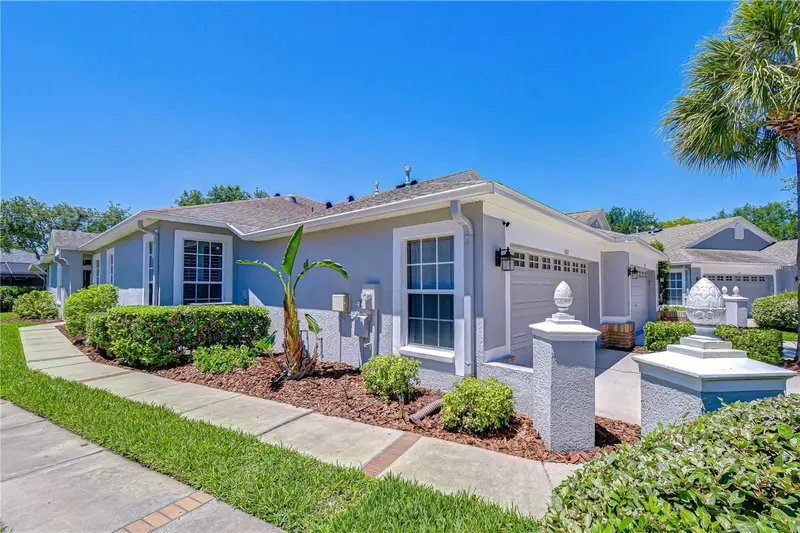 6069 Sandhill Ridge Dr, FL