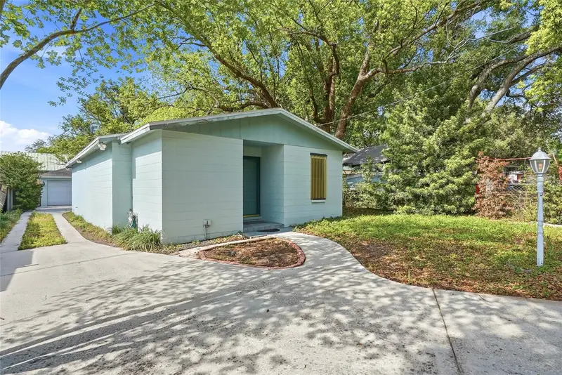 1026 W Rambla St, FL