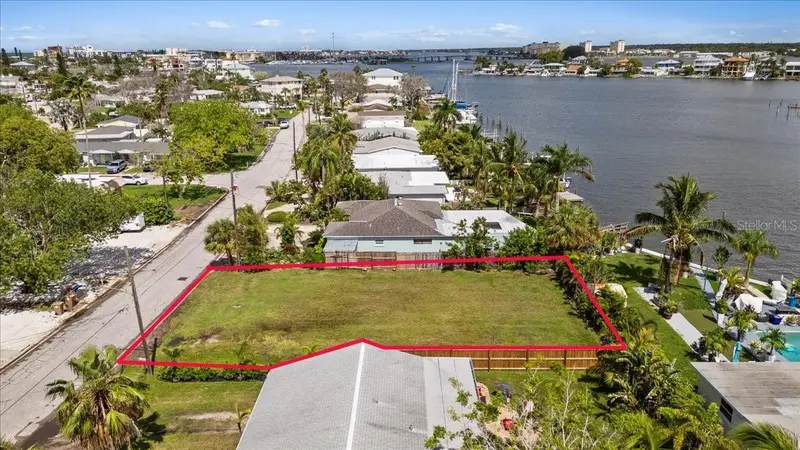 14033 E Parsley Dr, FL